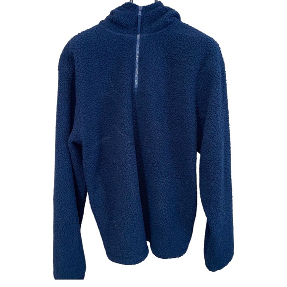 Old Navy brand new with tags. Super comfy & soft, with hood - Picture 1 of 5